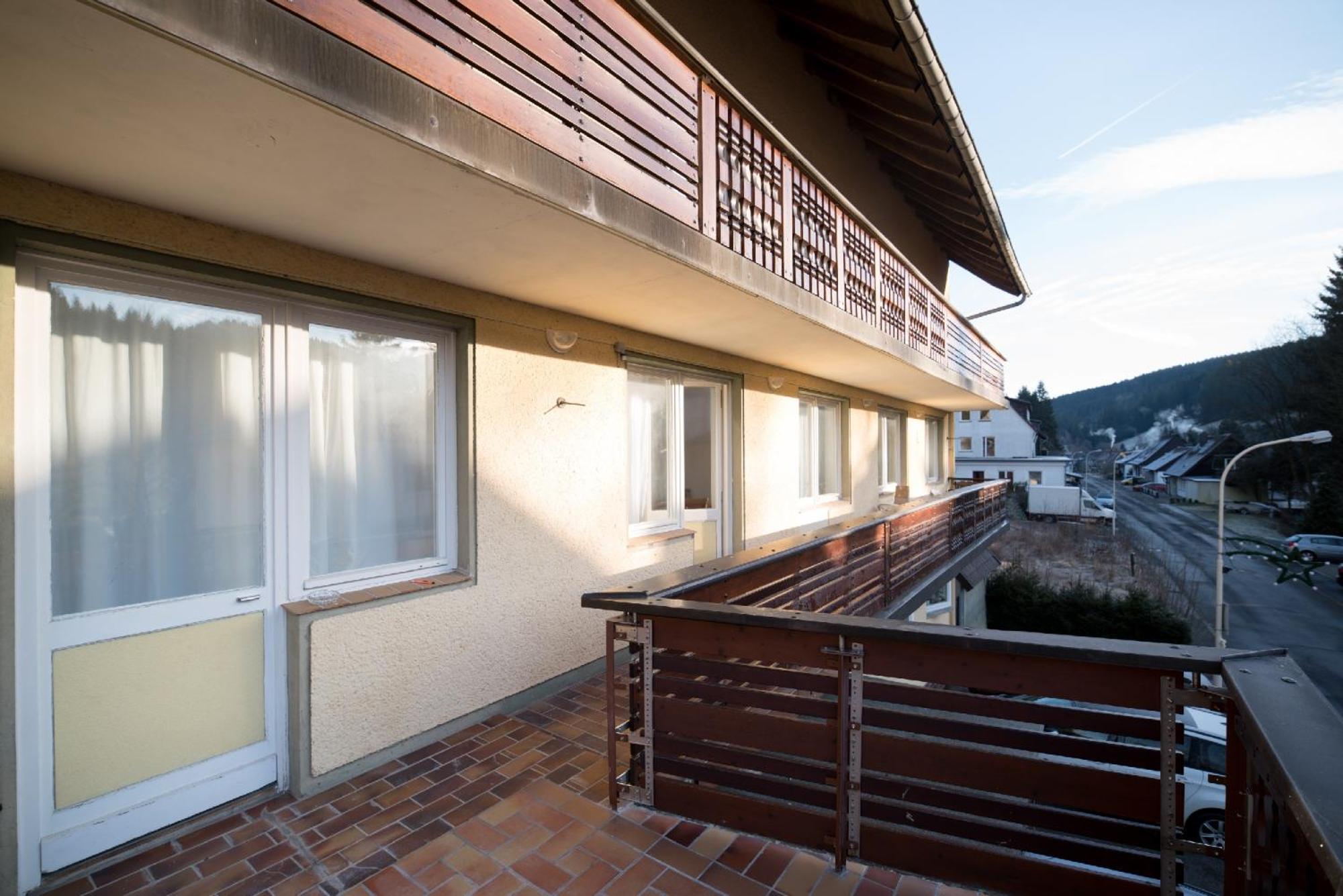 Apartmenthaus Am Waldrand- Kueche - Fruehstueck - Balkon Wildemann Εξωτερικό φωτογραφία