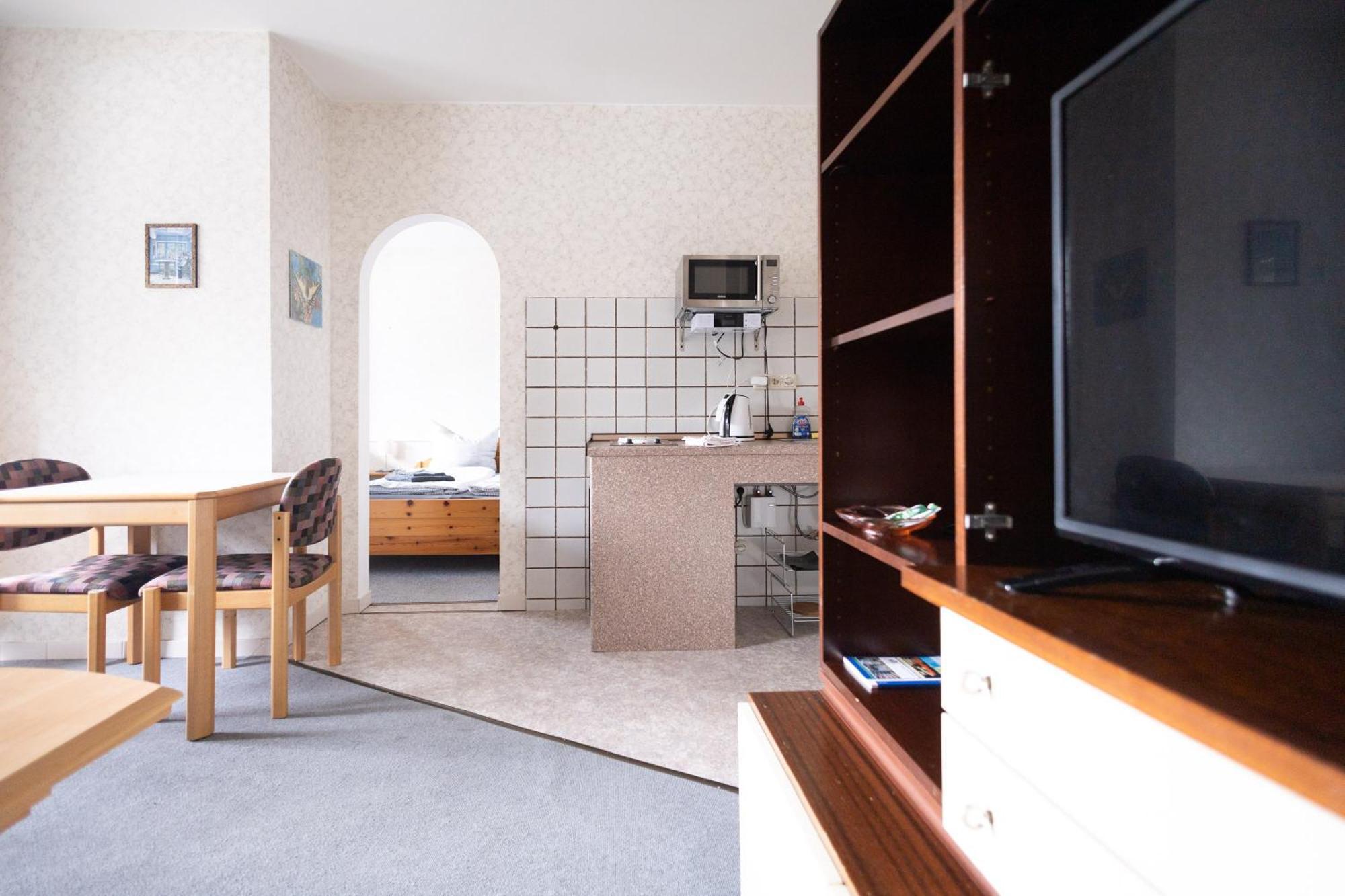 Apartmenthaus Am Waldrand- Kueche - Fruehstueck - Balkon Wildemann Εξωτερικό φωτογραφία