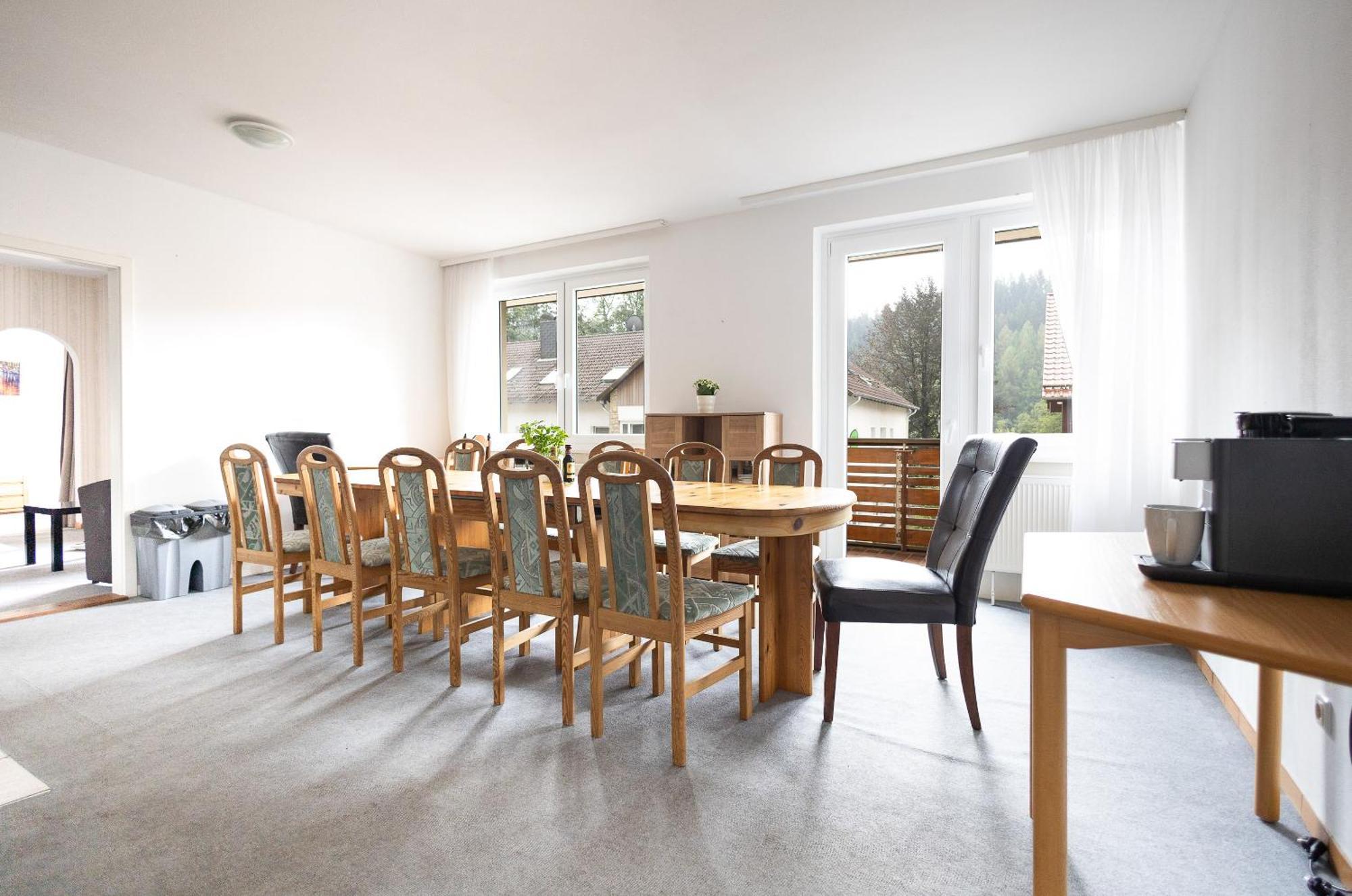 Apartmenthaus Am Waldrand- Kueche - Fruehstueck - Balkon Wildemann Εξωτερικό φωτογραφία