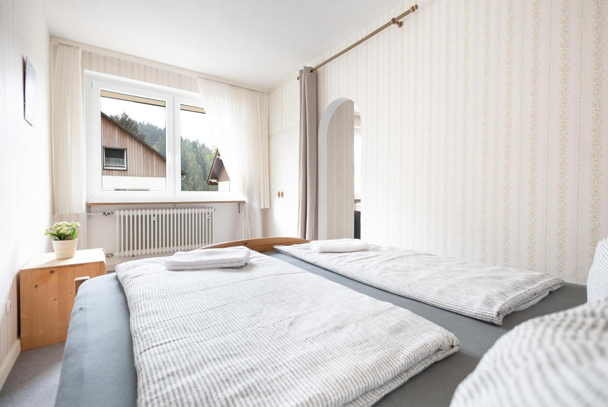 Apartmenthaus Am Waldrand- Kueche - Fruehstueck - Balkon Wildemann Εξωτερικό φωτογραφία