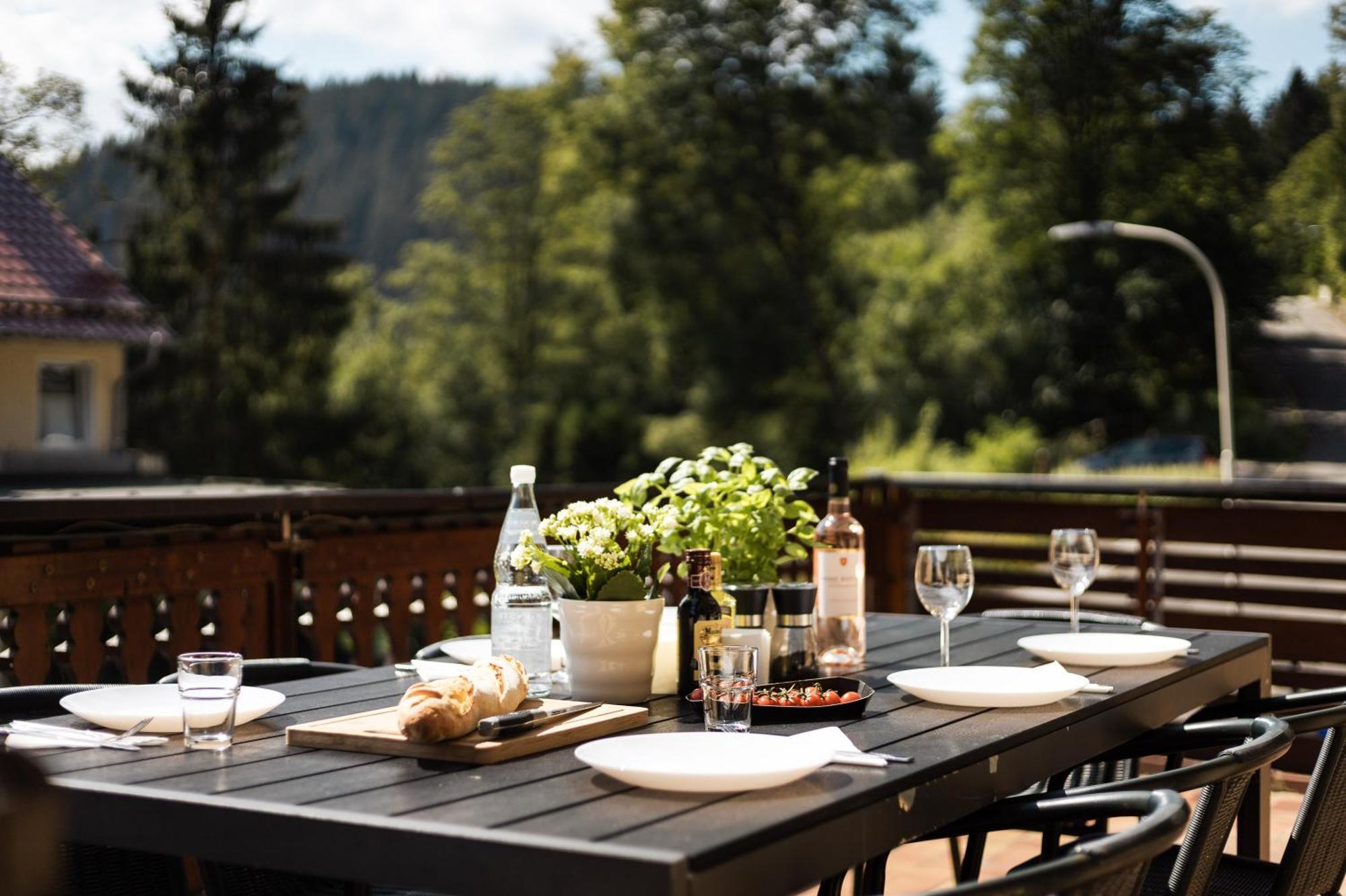 Apartmenthaus Am Waldrand- Kueche - Fruehstueck - Balkon Wildemann Εξωτερικό φωτογραφία